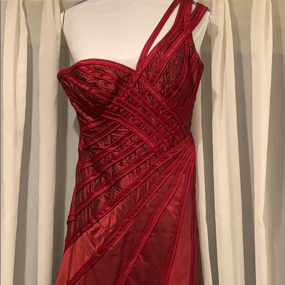 Carlos Miele red gown - Picture 4 of 9